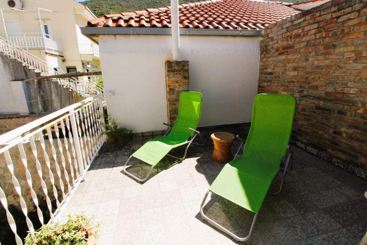 Korzo Rooms & Apartments Vis Luaran gambar